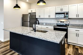 Stainless steel appliances at The Parker in Papillion, NE