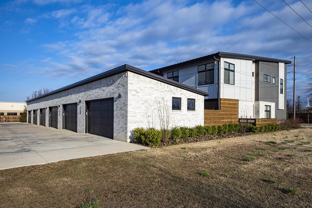 Three bedroom contemporary townhomes at Parkside Row in Bentonville, AR