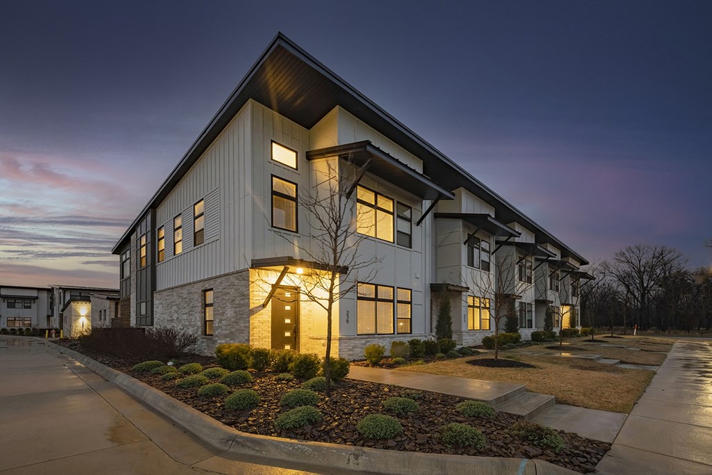 Three bedroom contemporary townhomes at Parkside Row in Bentonville, AR