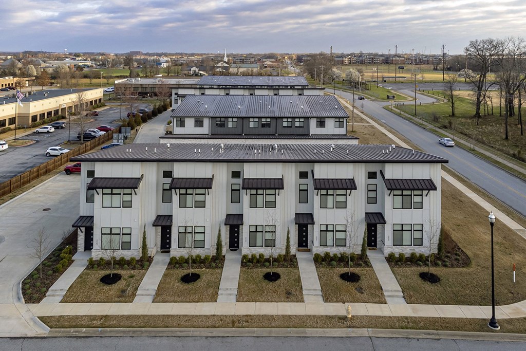 Three bedroom contemporary townhomes at Parkside Row in Bentonville, AR