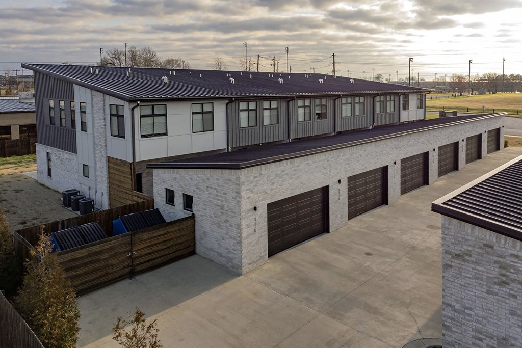 Three bedroom contemporary townhomes at Parkside Row in Bentonville, AR