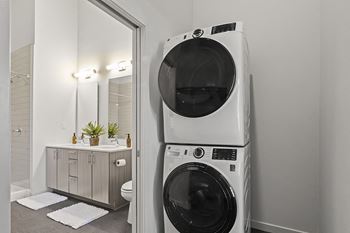 In-unit washer and dryer at Pinnacle Heights in Rogers, AR
