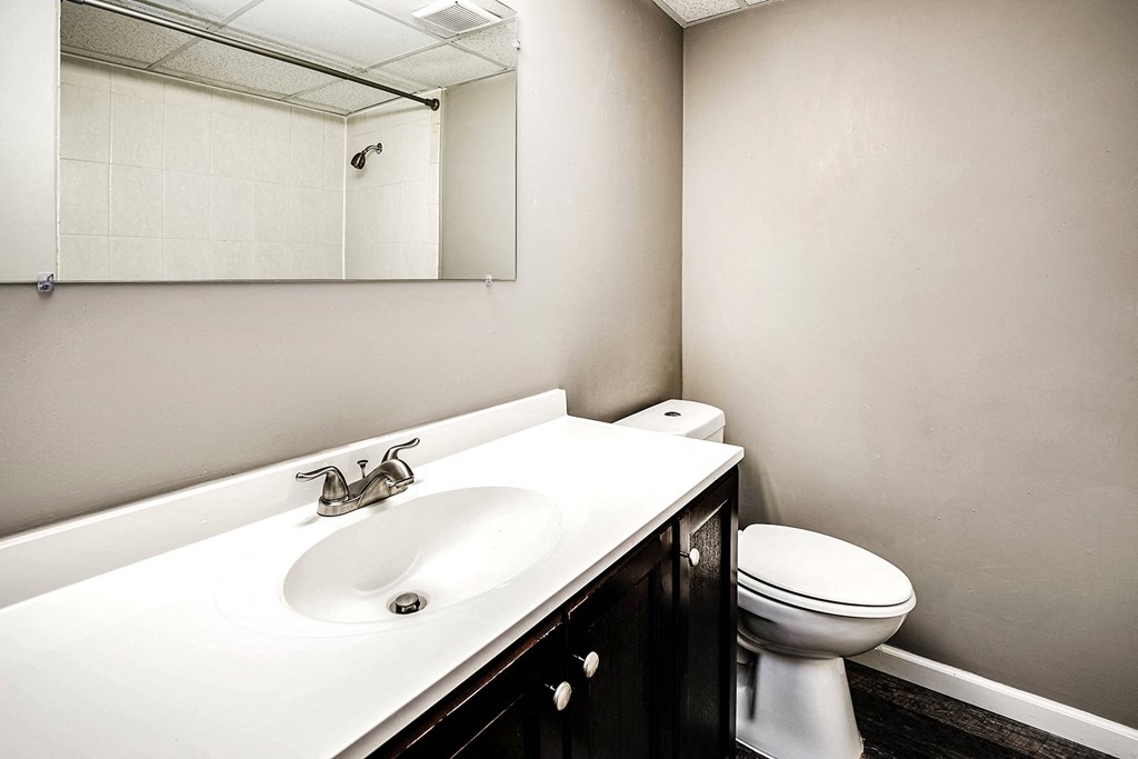 Newly renovated one and two bedroom apartment homes at Preserve at Evans Place in Omaha, NE