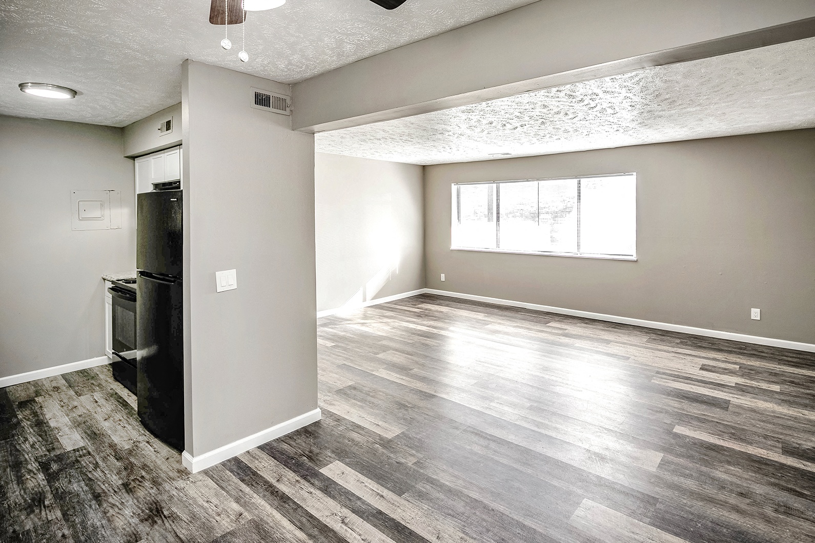 Newly renovated one and two bedroom apartment homes at Preserve at Evans Place in Omaha, NE