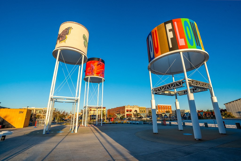 Convenient Rogers Location at Shadowbrooke Village in Rogers, AR