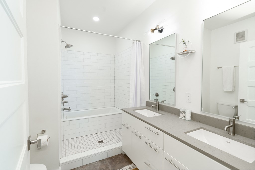 Experience urban agrihood living at our one, two or three bedroom apartments and townhomes featuring amazing apartment and community amenities at Red Barn in Bentonville, AR