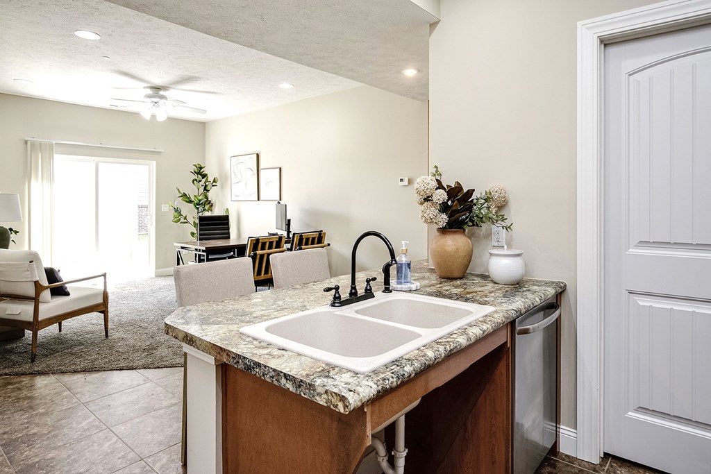 One and two bedroom apartments with stainless steel appliances at Residences at Oak Pointe in Grand Island, NE