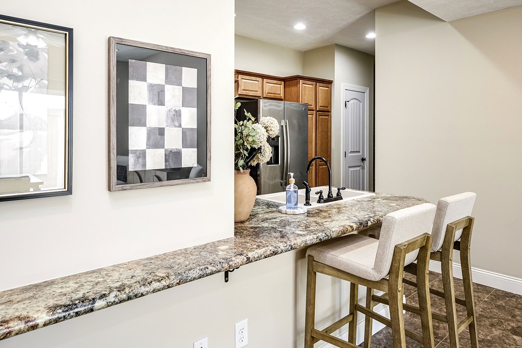 One and two bedroom apartments with stainless steel appliances at Residences at Oak Pointe in Grand Island, NE
