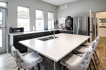Kitchen with granite counter at Sandstone Villas Apartments, Nebraska, 68116