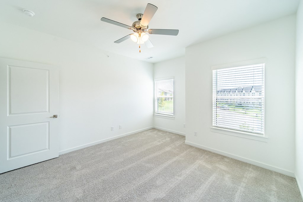 Bedroom at Shadowbrooke Village in Rogers, AR