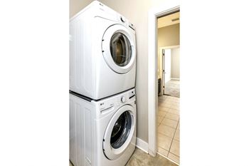 In-Unit Washer & Dryer at Tamarin Ridge in Lincoln, NE