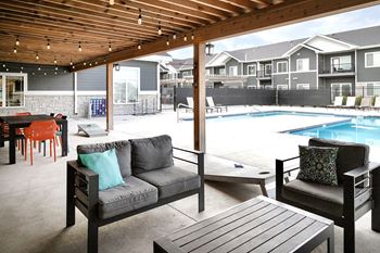 Outdoor Game Area at The 8801 in Lincoln, NE