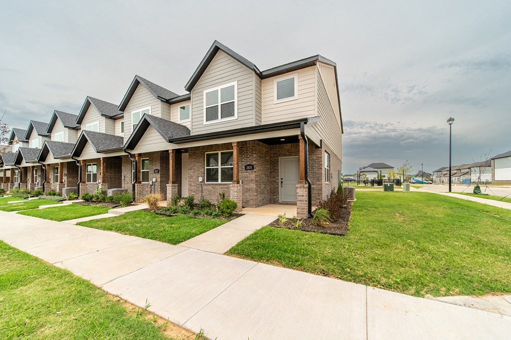 Exterior at The Grove in Rogers, AR