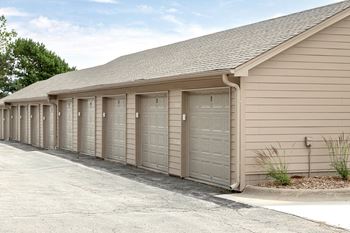 Detached Garages at The Pointe in La Vista, NE