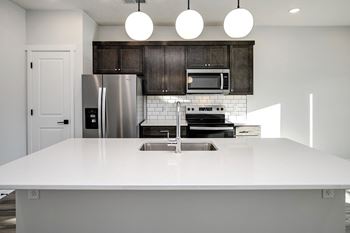Quartz countertops at The Ridgeline in Council Bluffs, IA