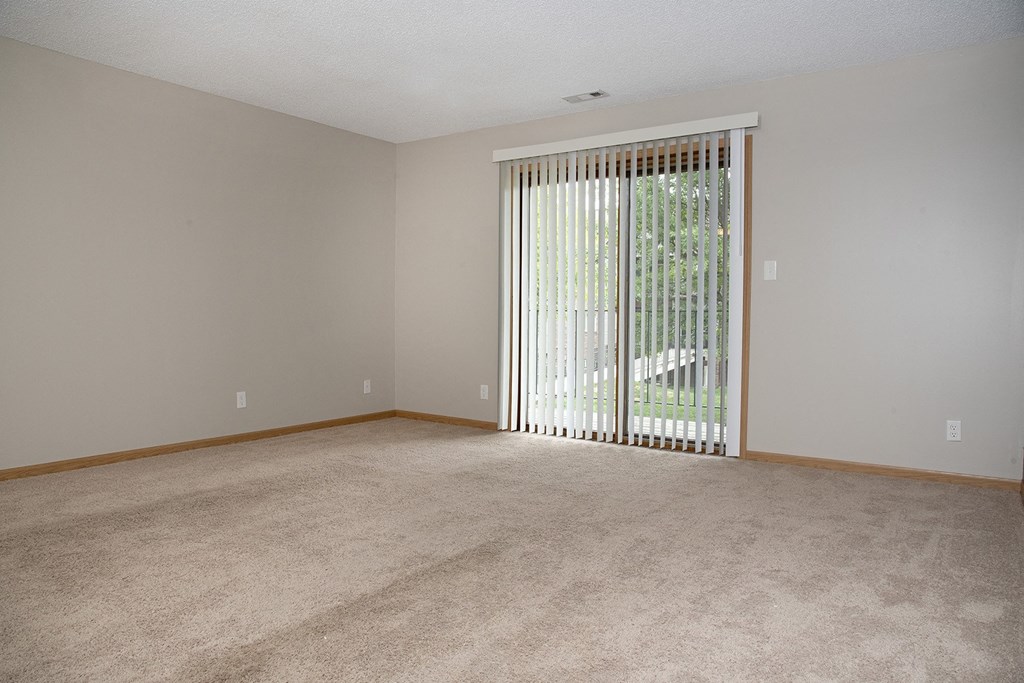 One and two bedroom apartment units at Thomasbrook apartments in Lincoln, NE