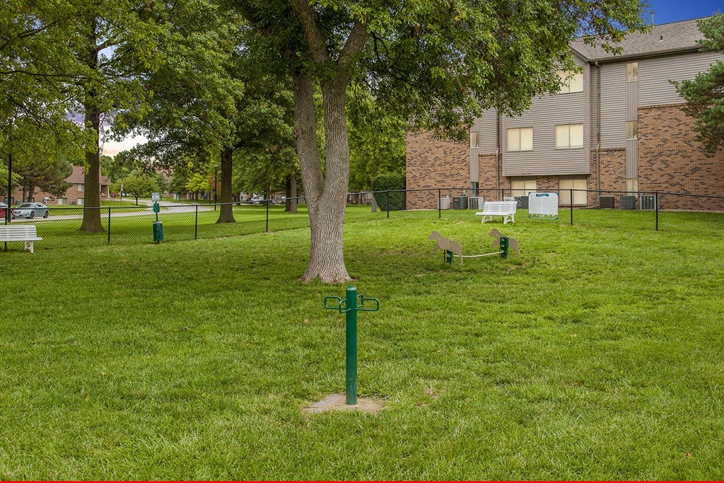 Dog park at Thomasbrook apartments in Lincoln, NE