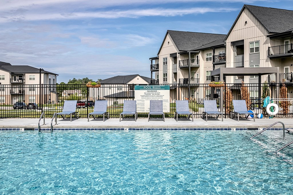 Resort-style swimming pool with baja shelf at Tiburon Ridge in Omaha, NE
