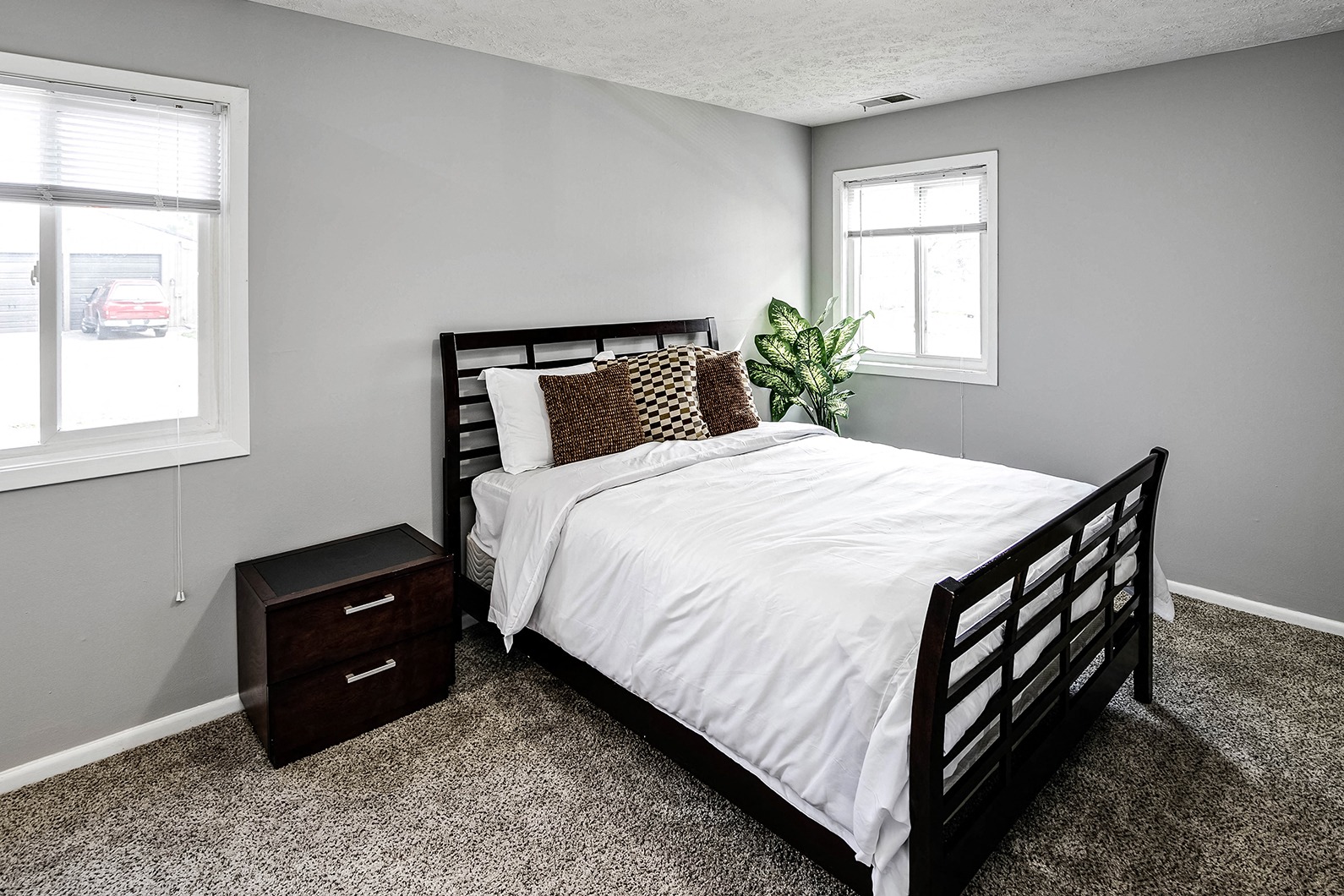 One and two bedroom apartment homes at The Village at Grant Square in Omaha, NE