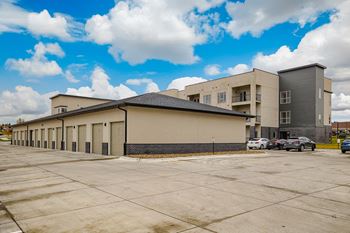 Detached Garage at Vue 178 in Omaha, NE