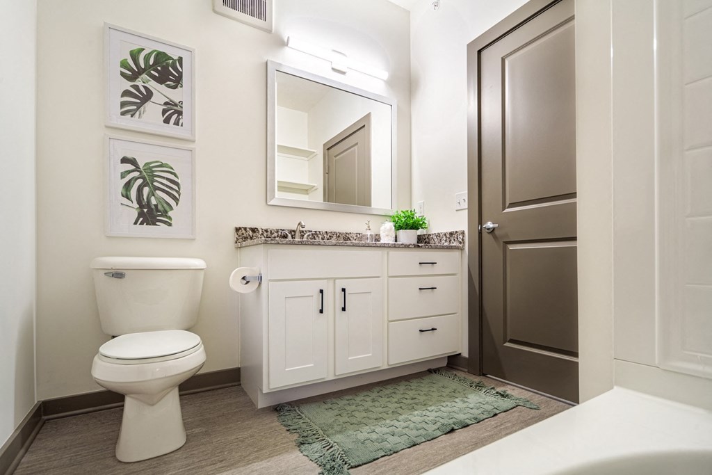 Large bathrooms at Park125 on West Dodge Road in Omaha, NE