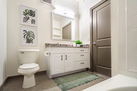 Large bathrooms at Park125 on West Dodge Road in Omaha, NE