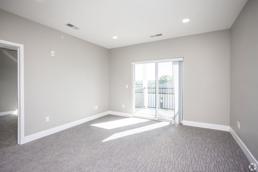 Large one and two bedroom apartments at RiverPointe Apartments in South Sioux City, NE - Photo Gallery