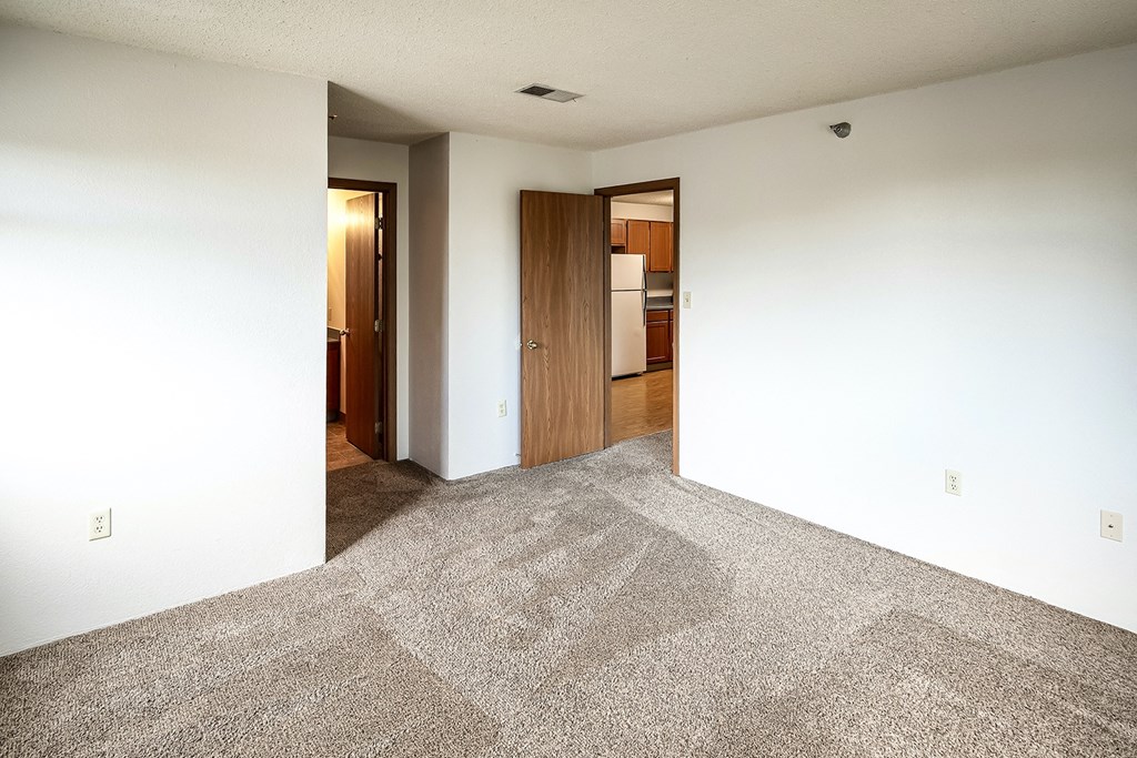 One and two bedroom apartments at Somerset Apartments in Lincoln, NE