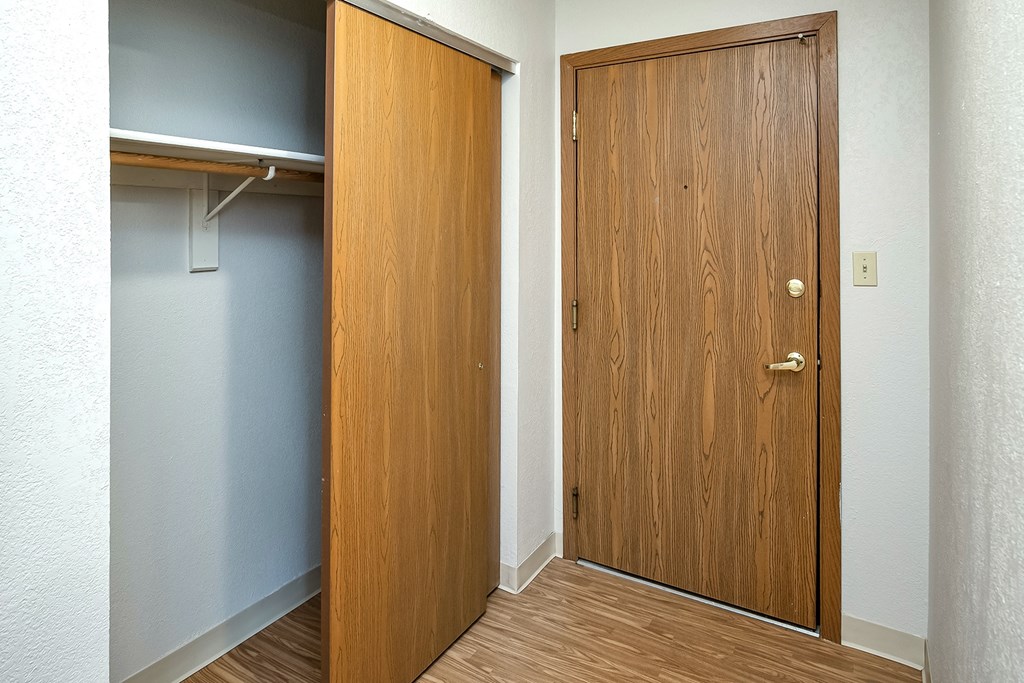 One and two bedroom apartments at Somerset Apartments in Lincoln, NE