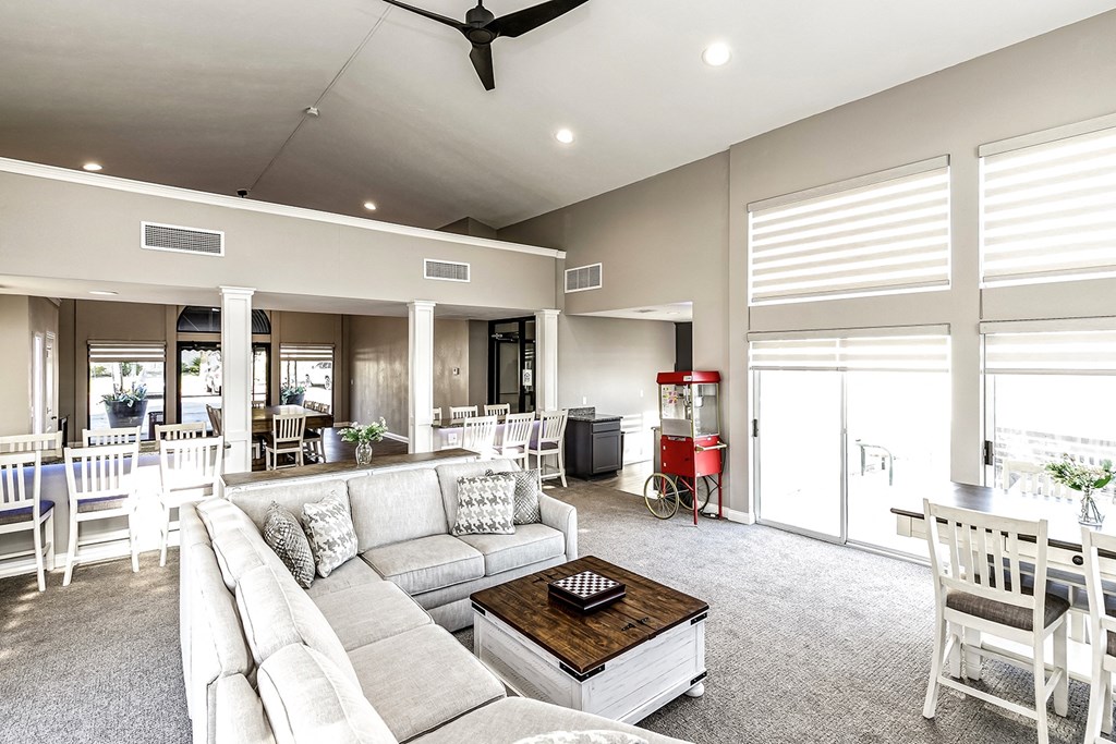 Clubhouse at Somerset Apartments in Lincoln, NE