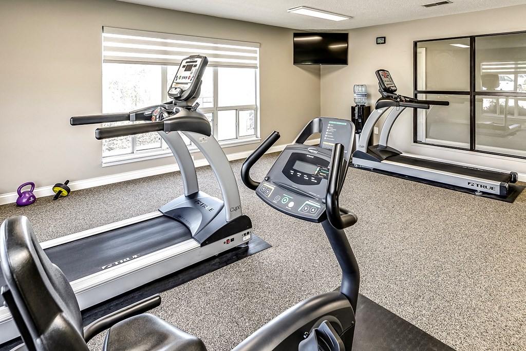 Fitness Center at Somerset Apartments in Lincoln, NE