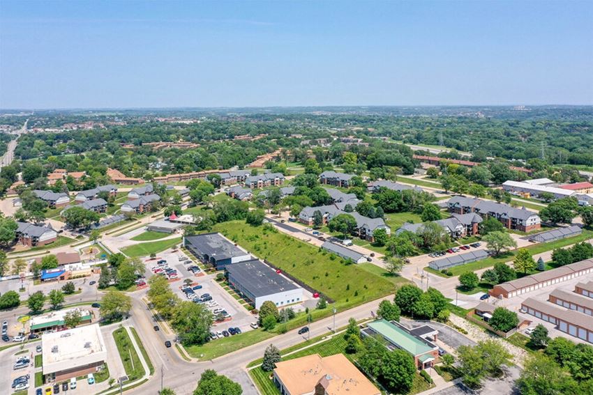 Tudor Heights Apartments, 10505 Evans Plaza, Omaha, NE RentCafe
