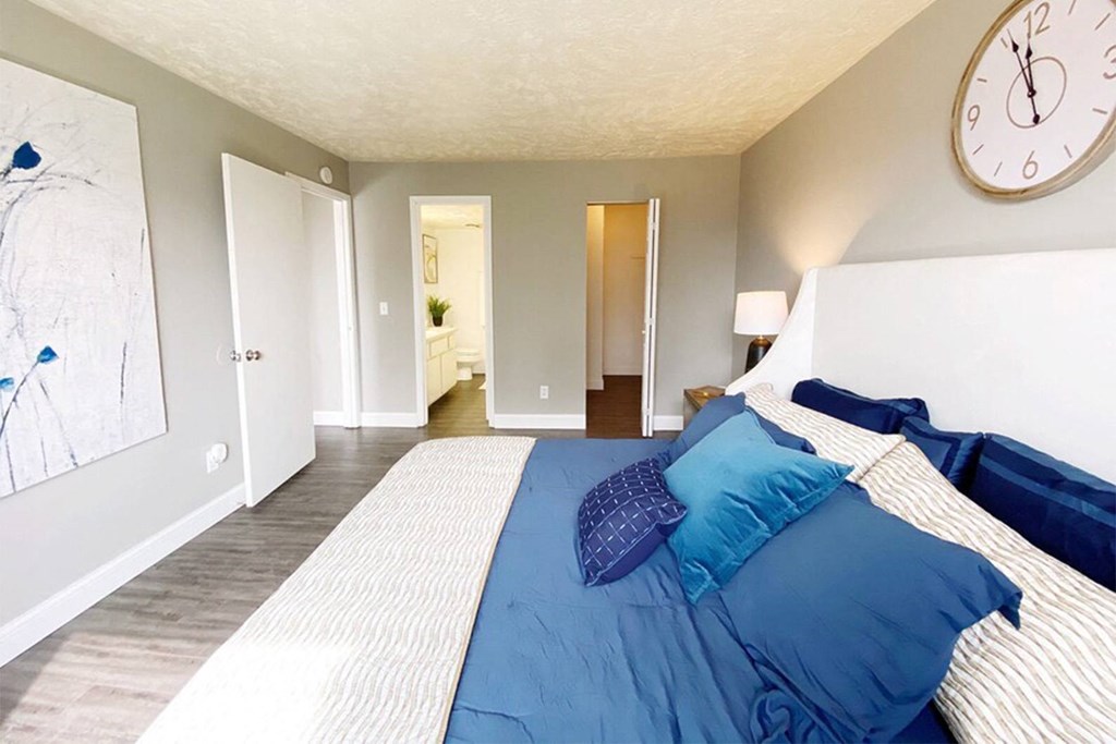 One and two bedroom apartment homes at Preserve at Evans Place in Omaha, NE