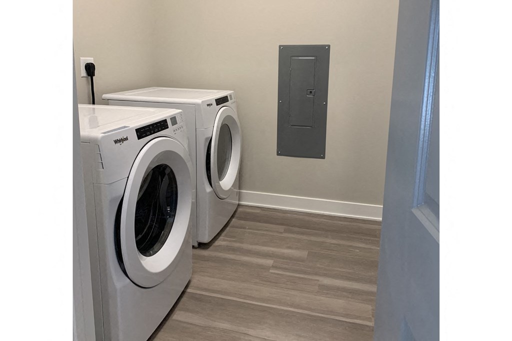 Warner Villa at East Lake Flats