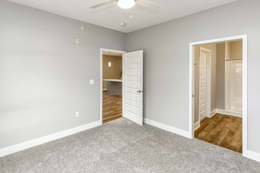 Brand-new studio, one, two and three bedroom apartments homes Large open floor plans with high ceilings at Echo Park Apartments in Omaha, NE