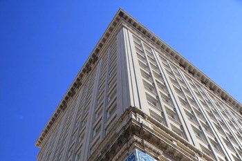 Property Exterior of The Orpheum Apartments in Downtown Omaha, NE - Photo Gallery 2
