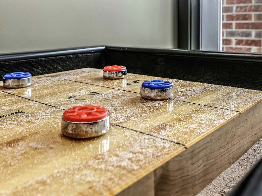 Game Room at Autumn Grove Apartments, Nebraska, 68135