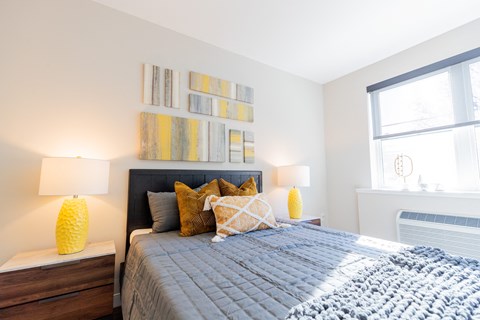 Bedroom at Walnut View Apartments, Allentown, PA