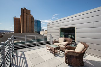STRATA - Photo Gallery 5