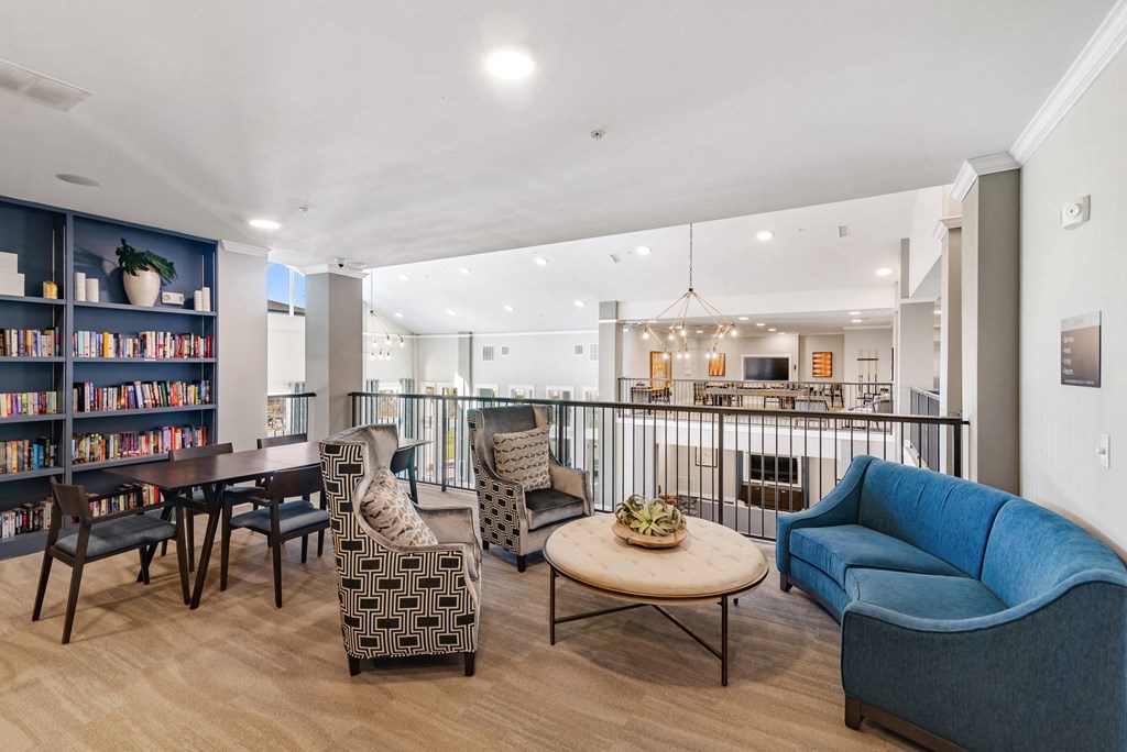 the preserve at ballantyne commons living room and kitchen