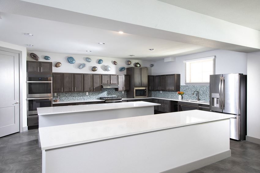 resident community kitchen - Photo Gallery