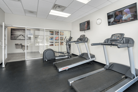 Gym at Metro Detroit Apartments | 42 West Apartments in Southfield MI