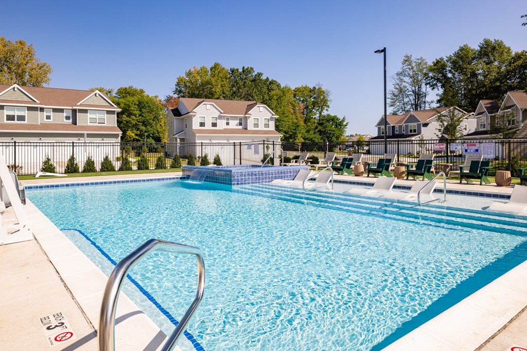 Clubhouse swimming pool at Okemos Apartments | Okemos Grand Reserve
