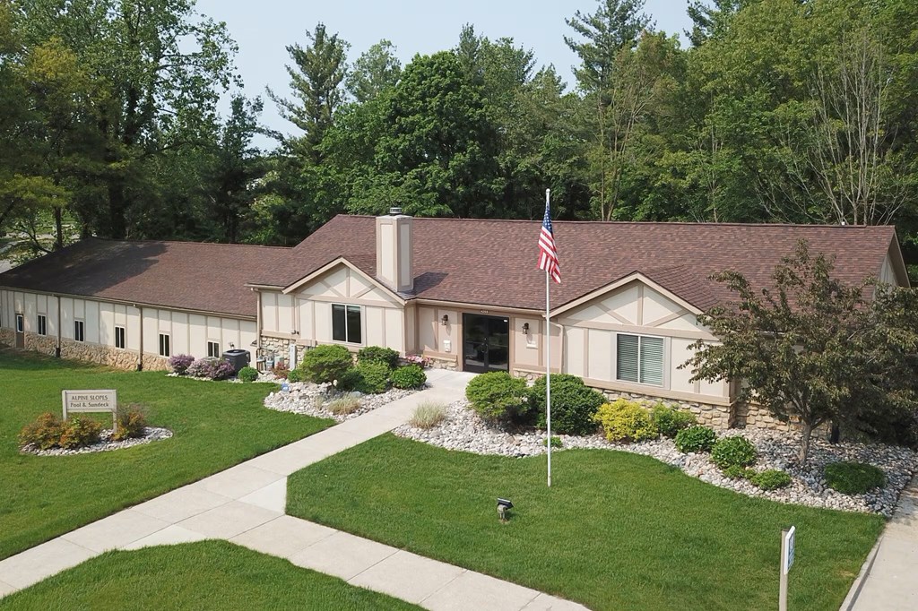 Alpine Slopes Apartments exterior