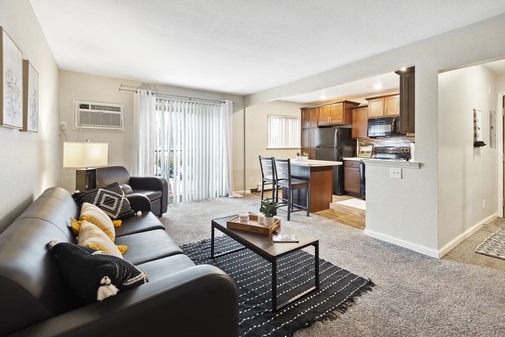 Spacious Living room in East Lansing Apartments near Michigan State University | Beechwood