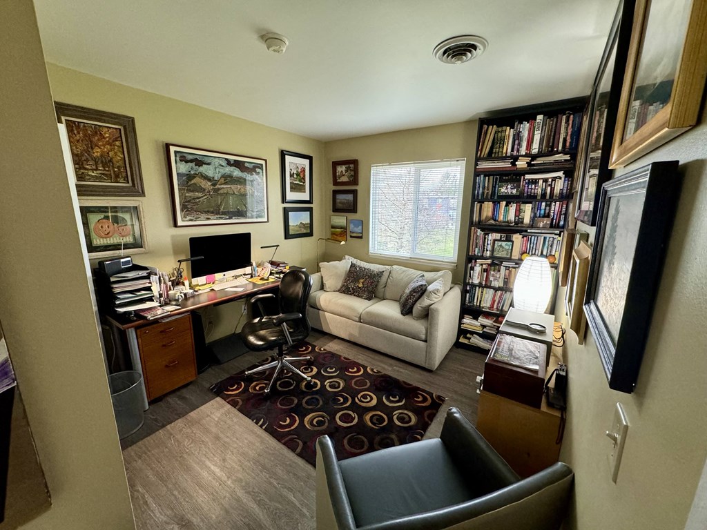 Living room at Briarlane Apartments in Grand Rapids, MI