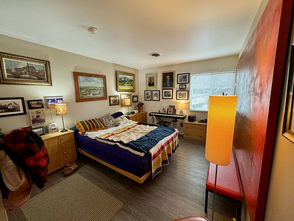 Living room at Briarlane Apartments in Grand Rapids, MI