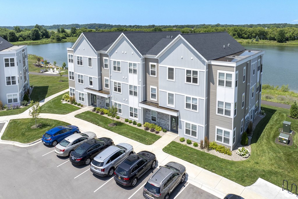 Ample parking at Hudsonville, MI Apartments and Townehomes | Elmwood Lake Apartments in Hudsonville MI