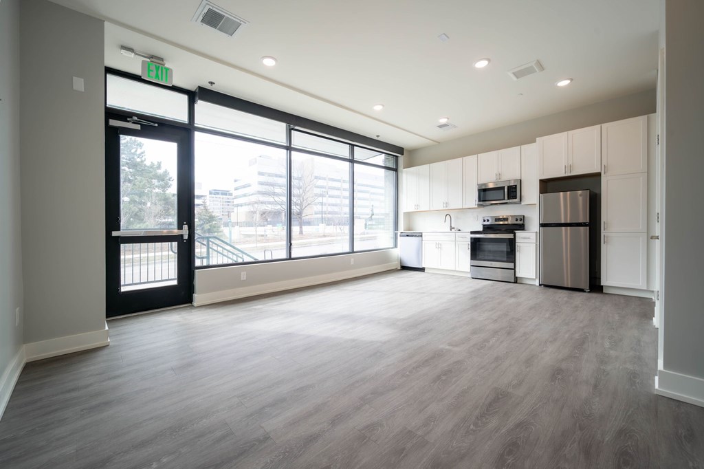 Studio at Grand Rapids Apartments | Gateway at Belknap Apartments in Grand Rapids, MI