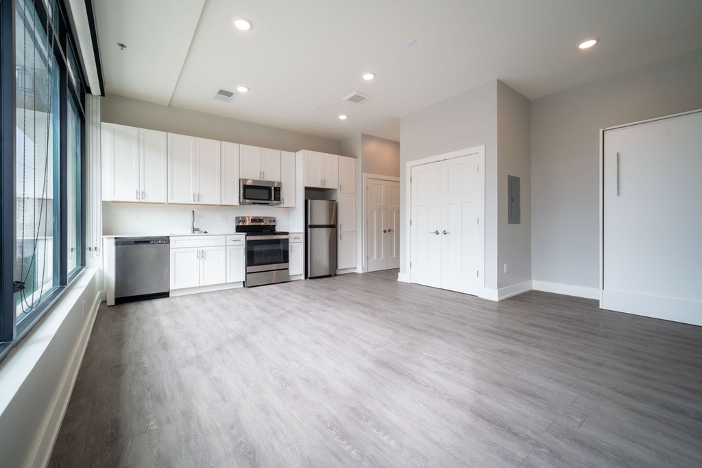 Kitchen at Grand Rapids Apartments | Gateway at Belknap Apartments in Grand Rapids, MI